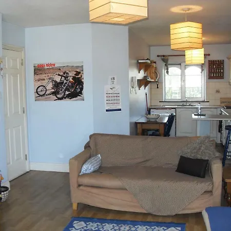 6 Downpatrick, The Headlands, Sarsfield Road Cork